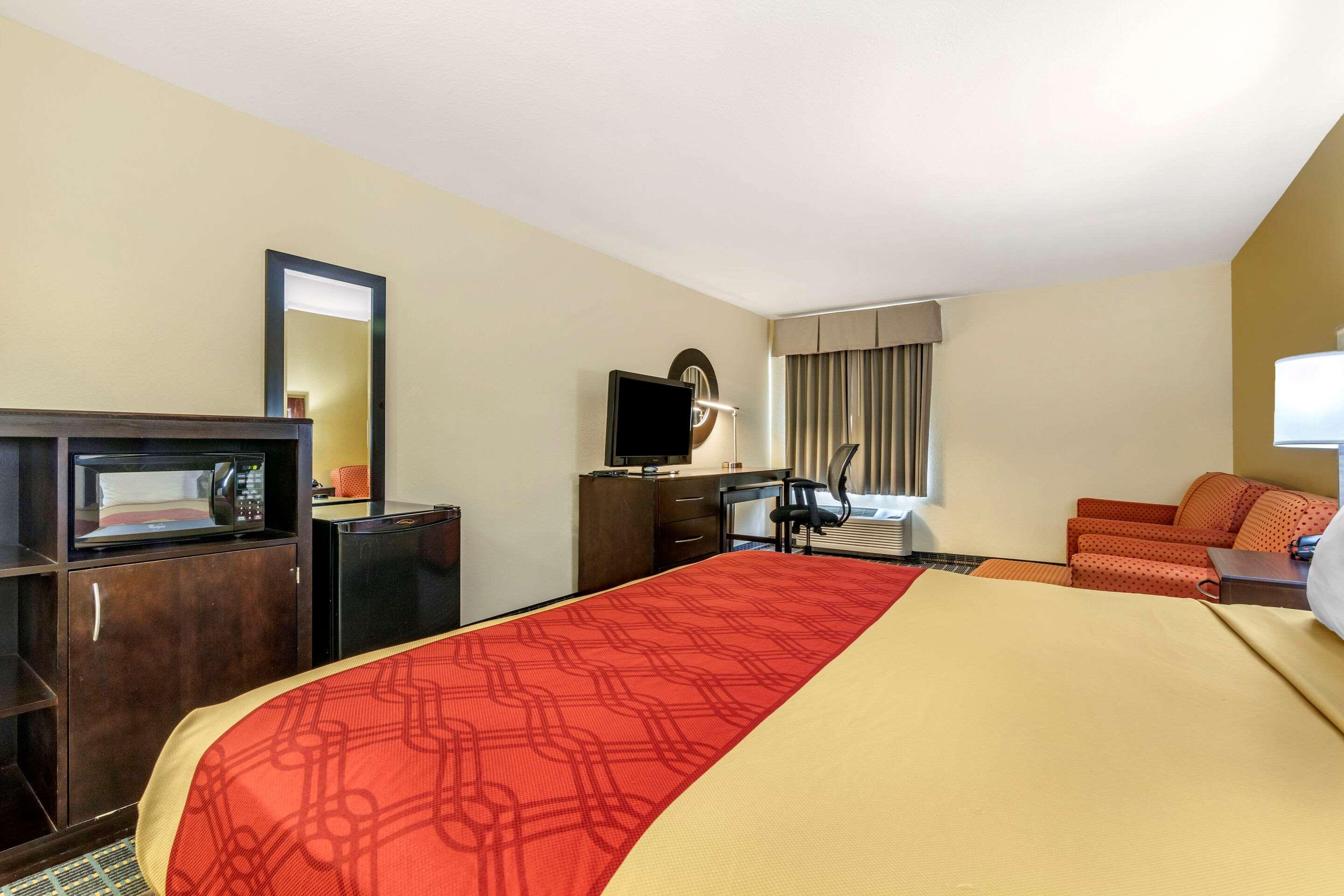 Econo Lodge Brunswick Exterior photo