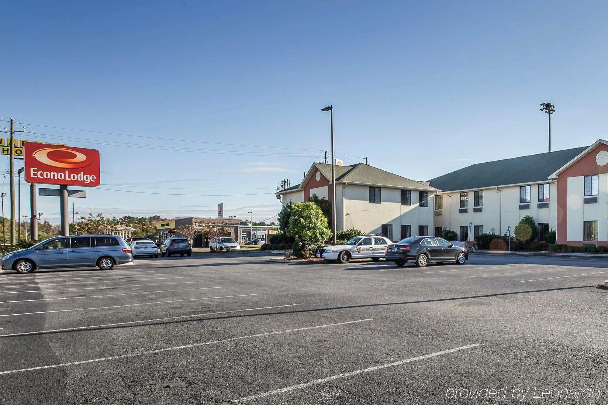 Econo Lodge Brunswick Exterior photo